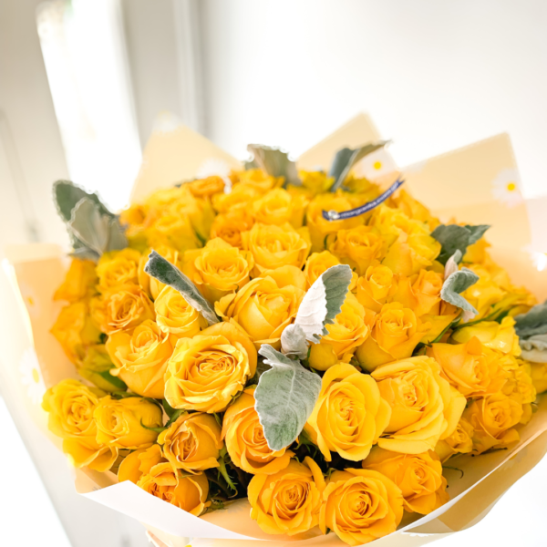 Banana Love 72 rosas Amarillas - Imagen 3